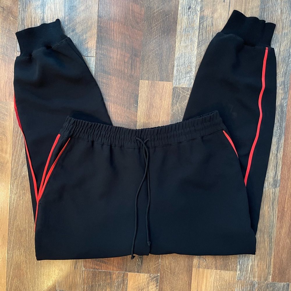 Aritzia Wilfred Black High Rise Joggers w/ Red Stripe